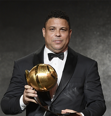 Ronaldo Luís Nazário de Lima - Player Career Award 2018 - Globe Soccer Awards